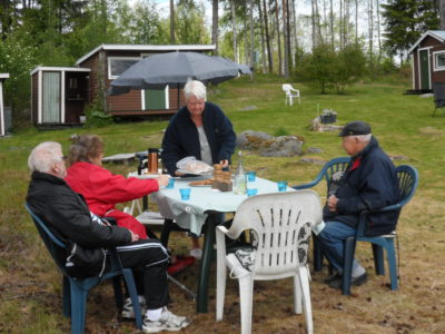 Kaffekalas hos Harriet i stugan Bysjön