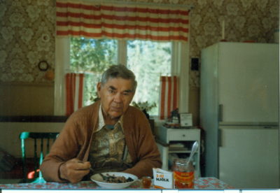 Pappa Johan i Bysjön på äldre dar